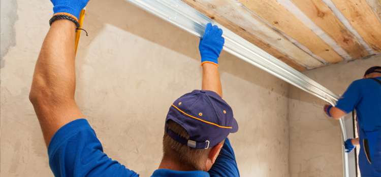 commercial overhead garage door repair in Welland